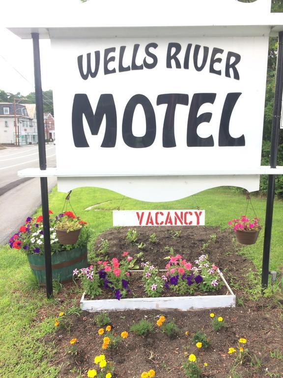 Wells River Motel Экстерьер фото